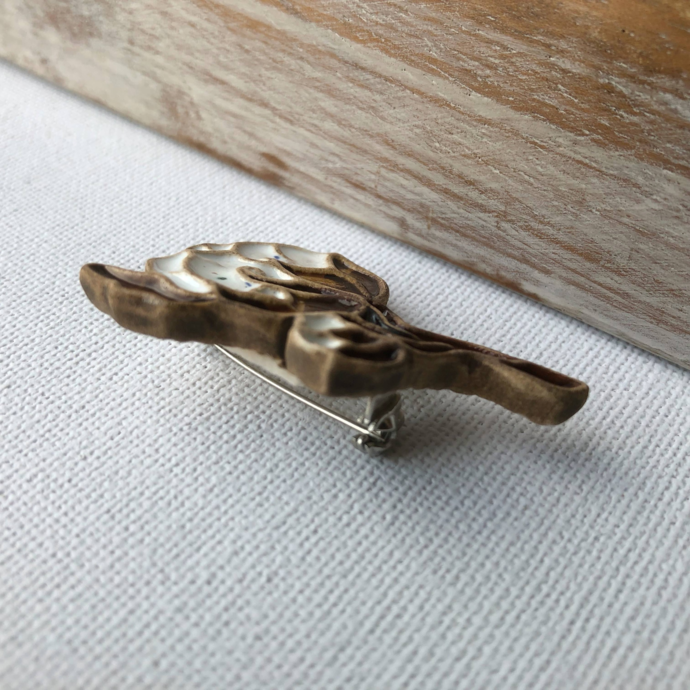 Ceramic brooch "Cotton"