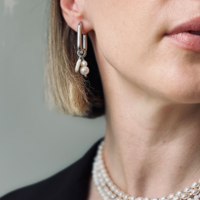 Earrings with removable pendants